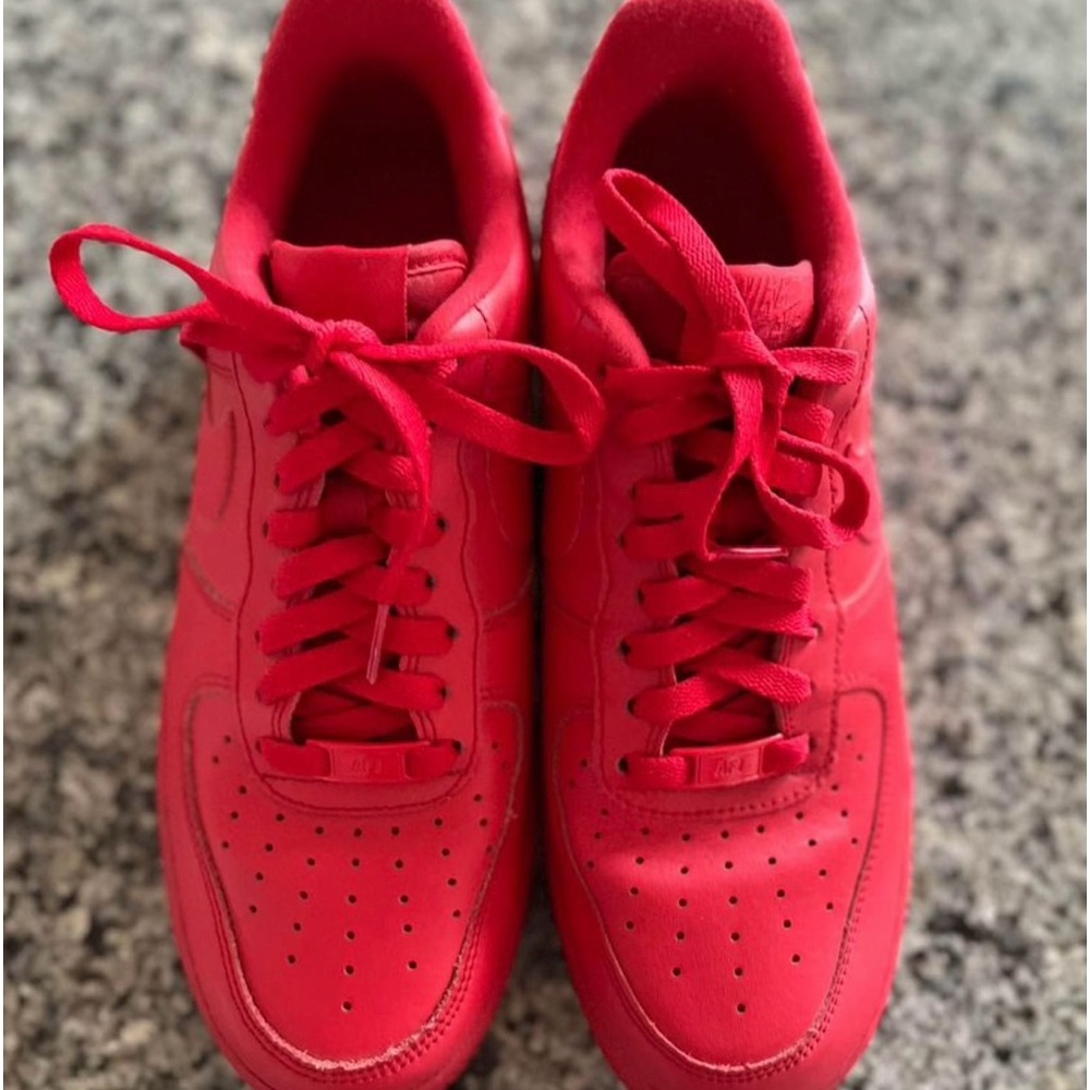 Red Nike Air Force Men’s size 7.5 Women’s size 9.5
